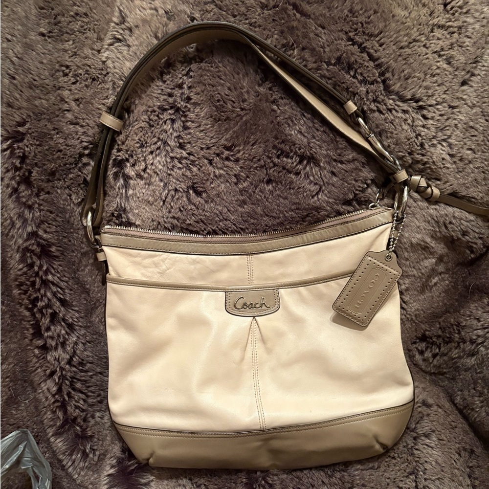 Coach Cream and Tan Leather Shoulder Bag